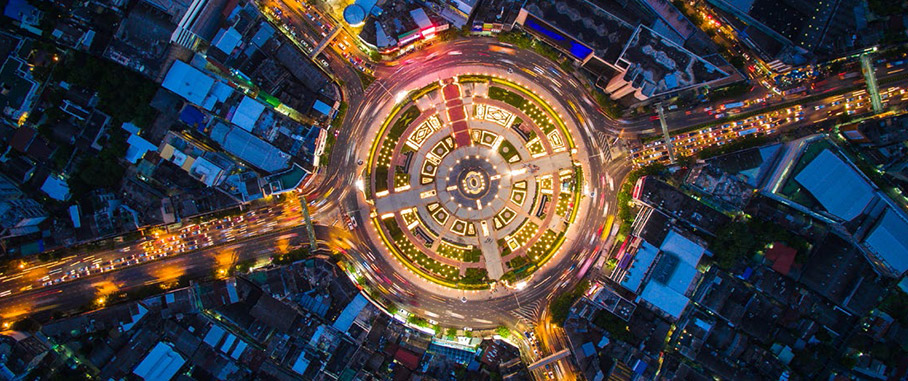 Midyear Investment Outlook: Opportunities Amidst Divergence