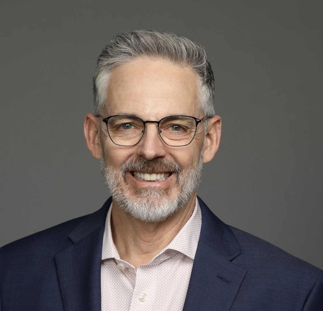 Headshot Eido Gal round0