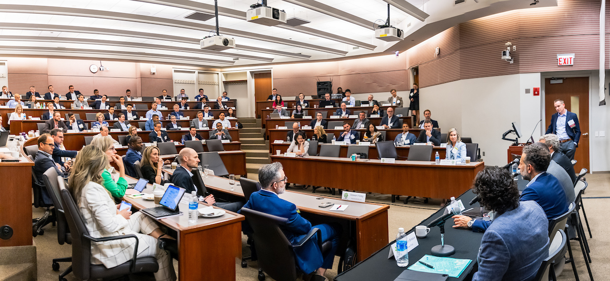 InsranceAUM-18433-Pano (1)