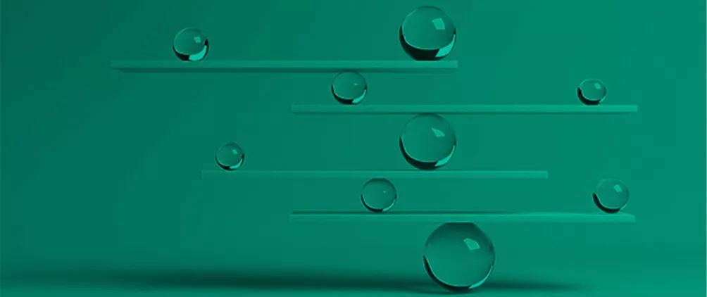 Abstract green portfolio balancing image representing Apollo’s outlook on portfolio rebalancing, private markets, and market uncertainty.